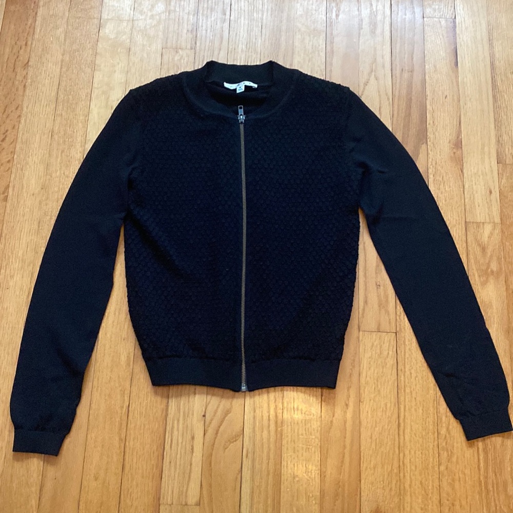 Cabi black cardigan sweater size small. Fitted bomber style. Exposed zipper